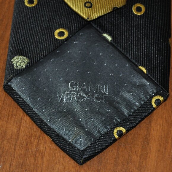 Rare Gianni Versace Black & Gold Ring Medusa 100% Silk Neck Tie Made In Italy. - Picture 4 of 7